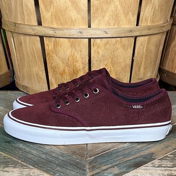 Vans Authentic Low Burgundy Suede Snakeskin Embossed Sneakers Womens Size 8.5 - Picture 2 of 11